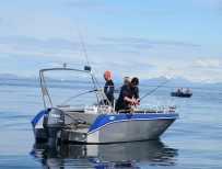 194 Havet ligger blankt som en spegel